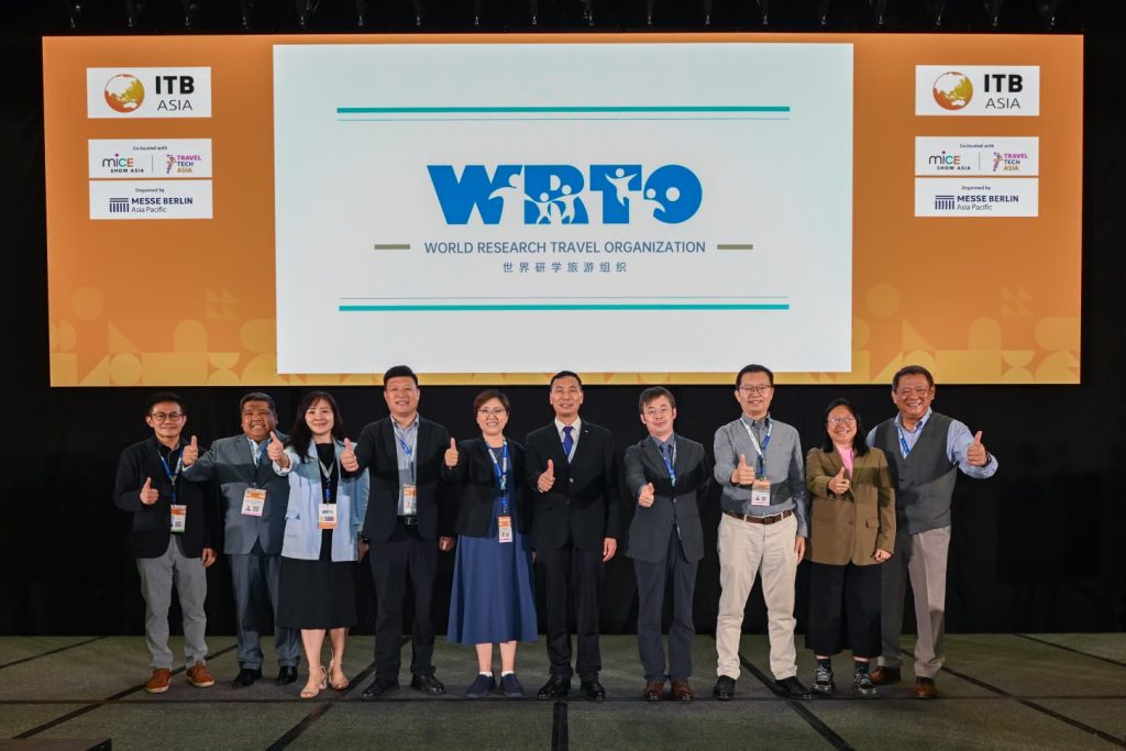 WRTO forum speakers and representatives in Singapore